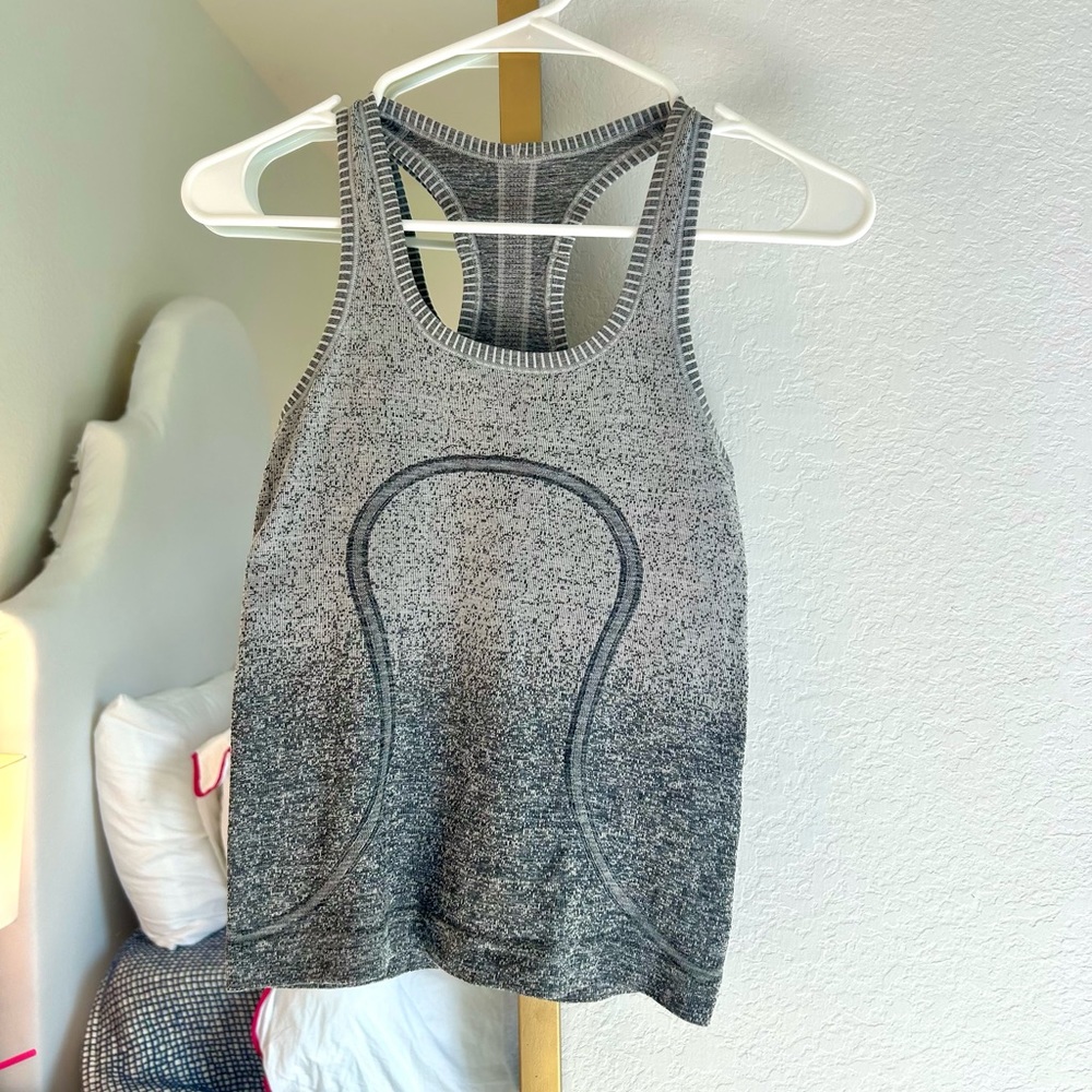 lululemon tank
